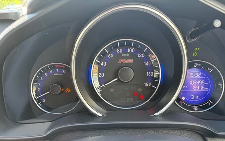 Honda Fit III, 2015 год, 1 420 000 рублей, 6 фотография