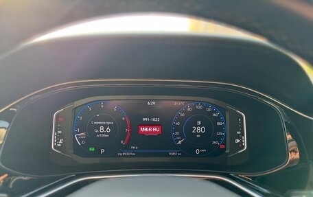 Volkswagen Polo VI (EU Market), 2020 год, 1 870 000 рублей, 24 фотография