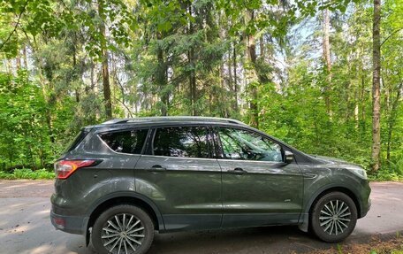 Ford Kuga III, 2017 год, 1 300 000 рублей, 3 фотография