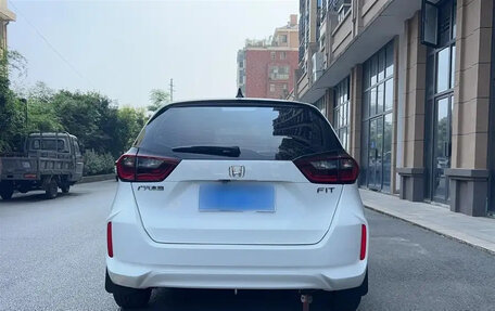 Honda Fit, 2021 год, 1 300 000 рублей, 10 фотография