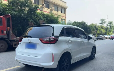 Honda Fit, 2021 год, 1 300 000 рублей, 9 фотография