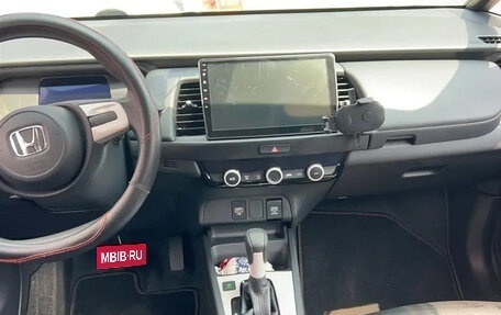 Honda Fit, 2021 год, 1 300 000 рублей, 6 фотография