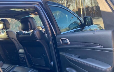 Jeep Grand Cherokee, 2014 год, 2 790 000 рублей, 17 фотография