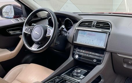 Jaguar F-Pace, 2019 год, 3 049 000 рублей, 10 фотография