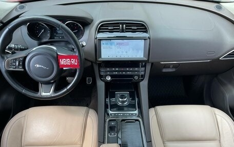 Jaguar F-Pace, 2019 год, 3 049 000 рублей, 9 фотография