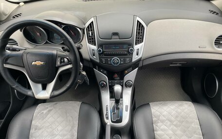 Chevrolet Cruze II, 2014 год, 789 000 рублей, 8 фотография