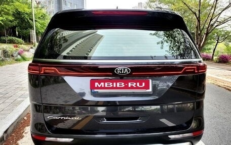 KIA Carnival, 2021 год, 2 280 000 рублей, 5 фотография