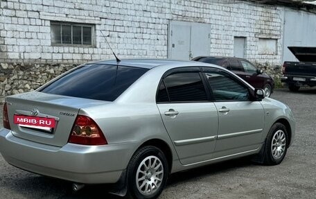 Toyota Corolla, 2005 год, 650 000 рублей, 4 фотография