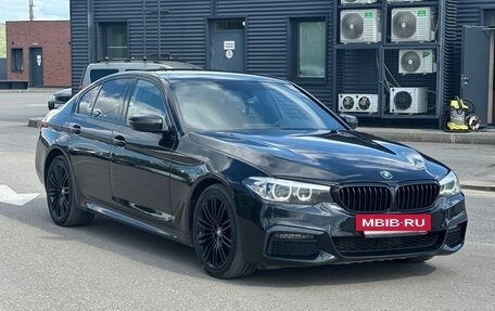 BMW 5 серия, 2018 год, 2 900 000 рублей, 2 фотография