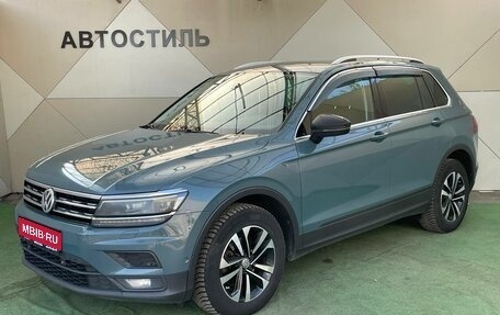 Volkswagen Tiguan II, 2019 год, 2 489 000 рублей, 1 фотография