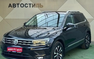 Volkswagen Tiguan II, 2019 год, 1 990 000 рублей, 1 фотография