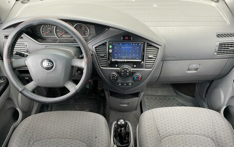 KIA Carens I (RS), 2004 год, 239 000 рублей, 5 фотография