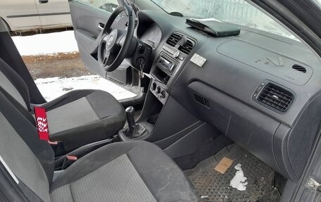 Volkswagen Polo VI (EU Market), 2011 год, 535 417 рублей, 10 фотография