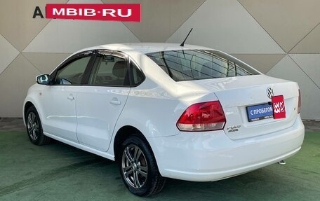 Volkswagen Polo VI (EU Market), 2015 год, 825 000 рублей, 4 фотография
