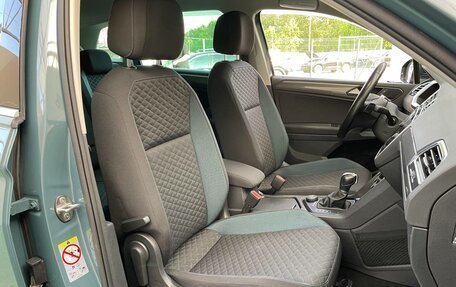 Volkswagen Tiguan II, 2019 год, 2 489 000 рублей, 10 фотография