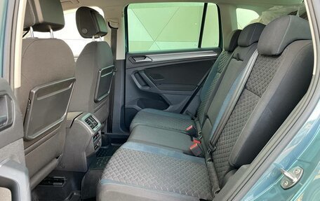 Volkswagen Tiguan II, 2019 год, 2 489 000 рублей, 12 фотография