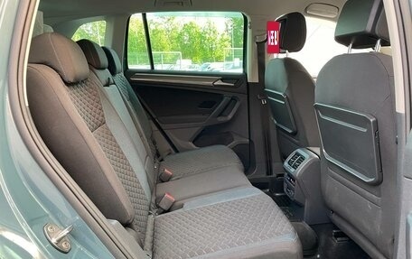 Volkswagen Tiguan II, 2019 год, 2 489 000 рублей, 13 фотография
