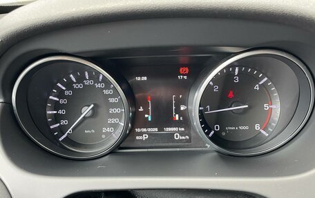 Land Rover Discovery Sport I рестайлинг, 2015 год, 2 250 000 рублей, 6 фотография