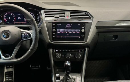 Volkswagen Tiguan II, 2019 год, 1 990 000 рублей, 9 фотография