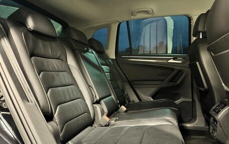 Volkswagen Tiguan II, 2019 год, 1 990 000 рублей, 11 фотография