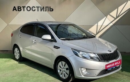 KIA Rio III рестайлинг, 2013 год, 929 000 рублей, 3 фотография