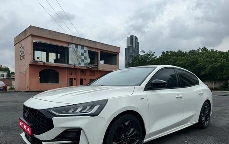 Ford Focus IV, 2022 год, 1 659 000 рублей, 1 фотография