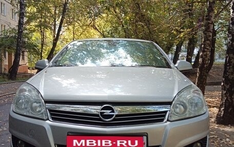 Opel Astra H, 2012 год, 850 000 рублей, 1 фотография