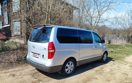 Hyundai Grand Starex Grand Starex I рестайлинг 2, 2008 год, 1 420 000 рублей, 5 фотография