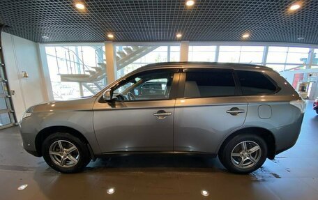 Mitsubishi Outlander III рестайлинг 3, 2012 год, 1 048 000 рублей, 6 фотография