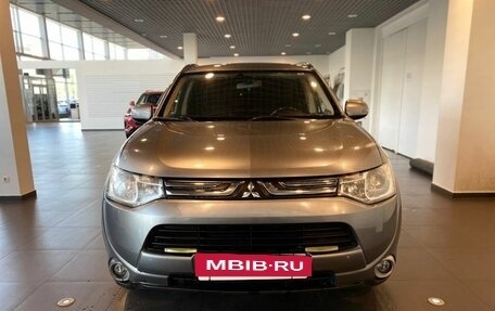 Mitsubishi Outlander III рестайлинг 3, 2012 год, 1 048 000 рублей, 8 фотография
