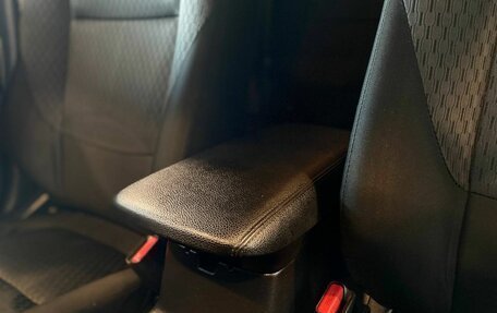 Mitsubishi Outlander III рестайлинг 3, 2012 год, 1 048 000 рублей, 31 фотография