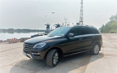 Mercedes-Benz M-Класс, 2014 год, 2 350 000 рублей, 2 фотография