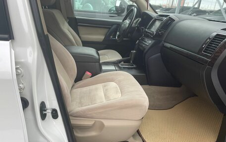 Toyota Land Cruiser 200, 2011 год, 3 900 000 рублей, 7 фотография
