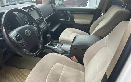 Toyota Land Cruiser 200, 2011 год, 3 900 000 рублей, 4 фотография