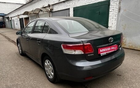 Toyota Avensis III рестайлинг, 2009 год, 1 900 000 рублей, 4 фотография