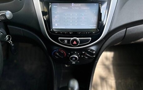 Hyundai Solaris II рестайлинг, 2012 год, 760 000 рублей, 17 фотография