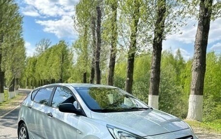 Hyundai Solaris II рестайлинг, 2012 год, 760 000 рублей, 12 фотография
