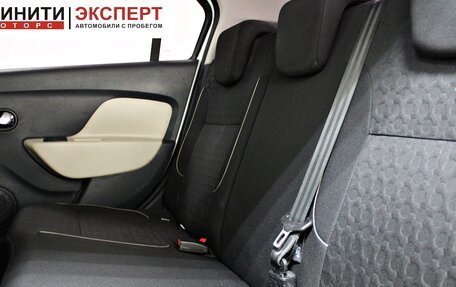 Renault Logan II, 2017 год, 699 900 рублей, 11 фотография