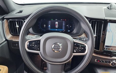 Volvo XC60 II, 2021 год, 2 770 000 рублей, 7 фотография