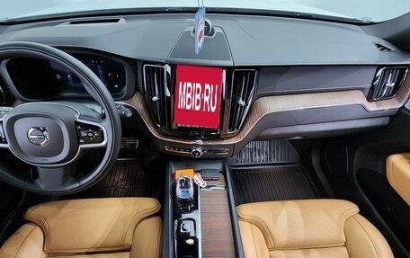 Volvo XC60 II, 2021 год, 2 770 000 рублей, 6 фотография