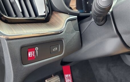 Volvo XC60 II, 2021 год, 2 770 000 рублей, 15 фотография