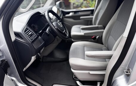 Volkswagen Multivan T6 рестайлинг, 2015 год, 3 050 000 рублей, 11 фотография
