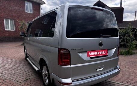 Volkswagen Multivan T6 рестайлинг, 2015 год, 3 050 000 рублей, 7 фотография