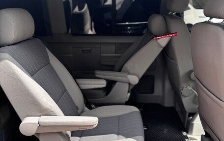 Volkswagen Multivan T6 рестайлинг, 2015 год, 3 050 000 рублей, 16 фотография
