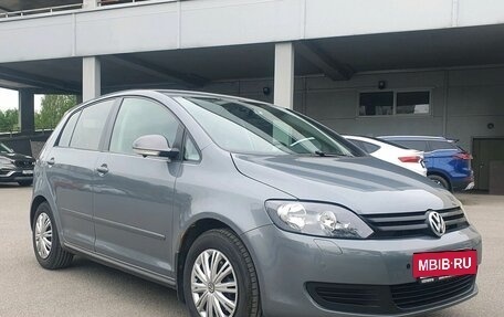 Volkswagen Golf Plus II, 2012 год, 599 000 рублей, 2 фотография