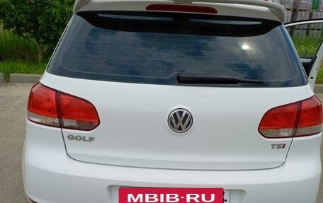 Volkswagen Golf VI, 2010 год, 800 000 рублей, 2 фотография