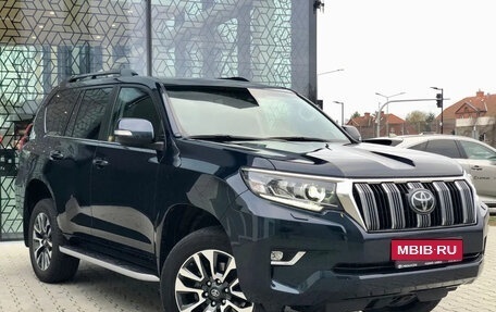 Toyota Land Cruiser Prado 150 рестайлинг 2, 2022 год, 5 775 000 рублей, 2 фотография