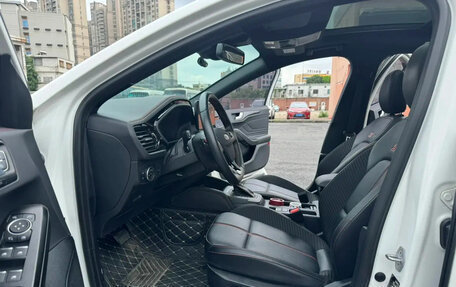 Ford Focus IV, 2022 год, 1 659 000 рублей, 4 фотография