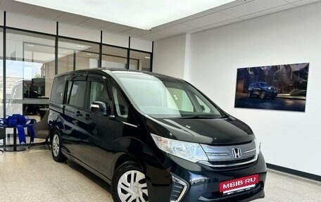 Honda Stepwgn IV, 2015 год, 1 850 000 рублей, 3 фотография
