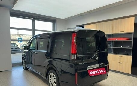 Honda Stepwgn IV, 2015 год, 1 850 000 рублей, 6 фотография